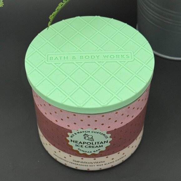 BBW Neapolitan Ice Cream Bath & Body Works 3 Wick Candle - Picture 5 of 10